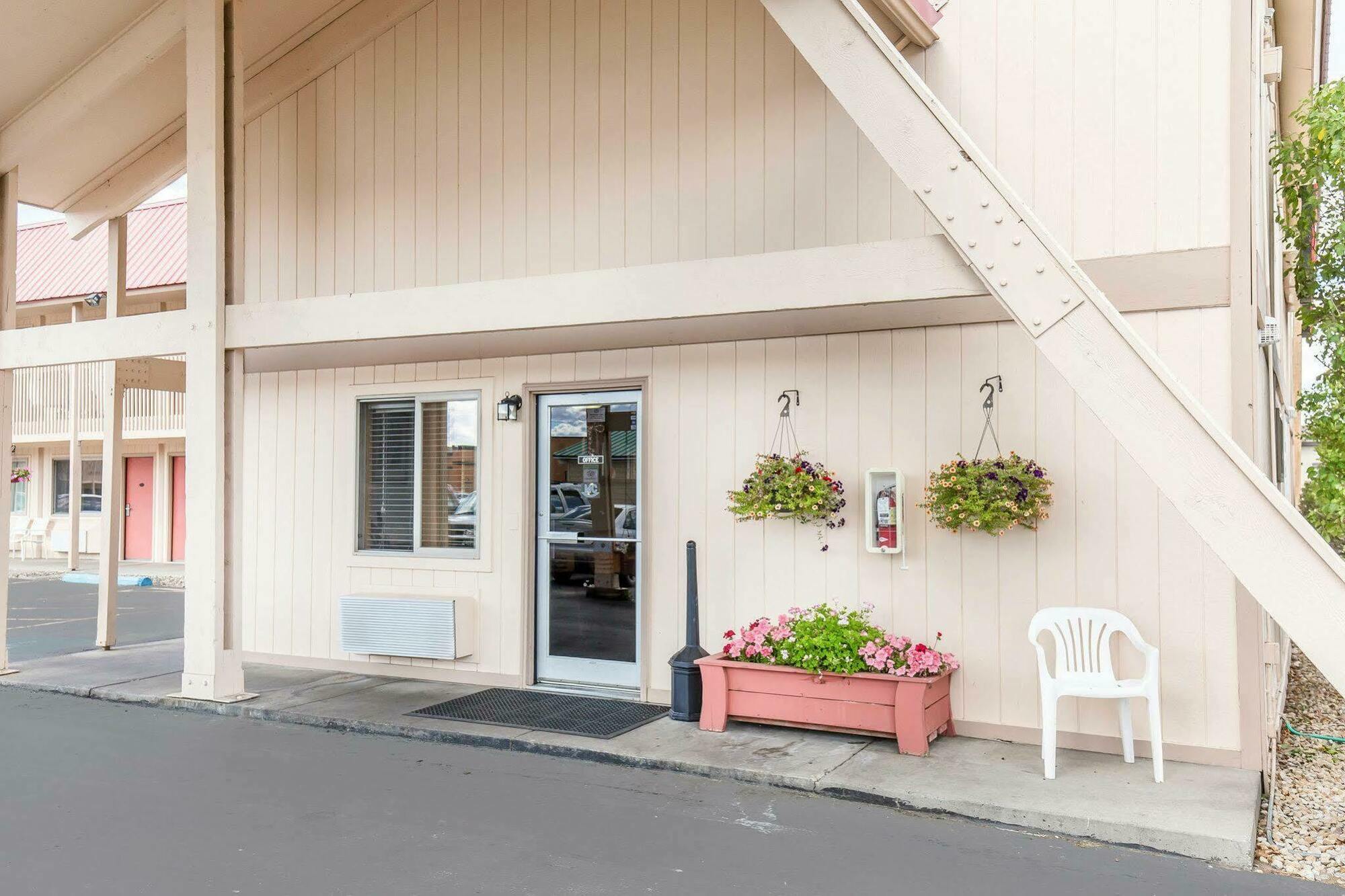 Econo Hospedaje Miles City Exterior foto